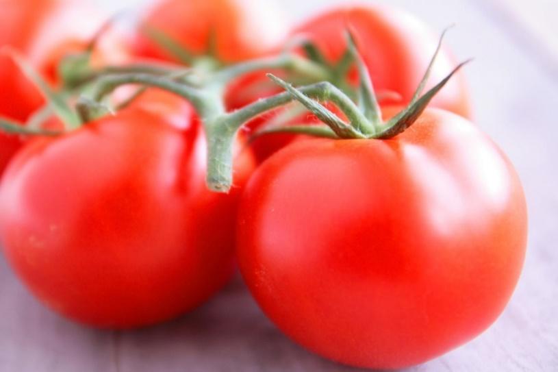 トマトは食べる日焼け止め！？えッ美白効果も？食べ方で3倍変わる！